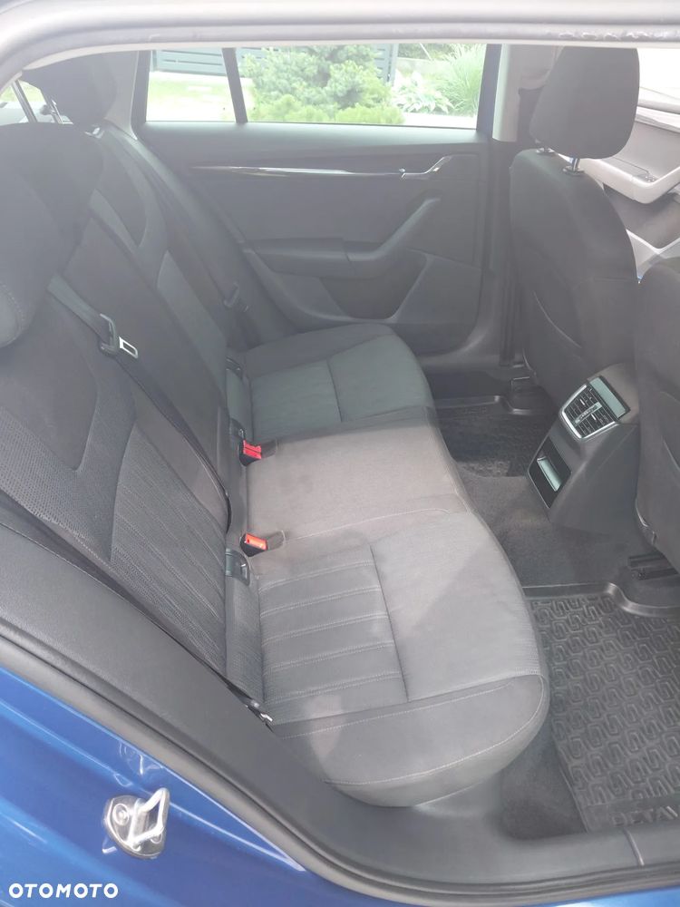 Skoda Octavia 2.0 TDI Style - 11