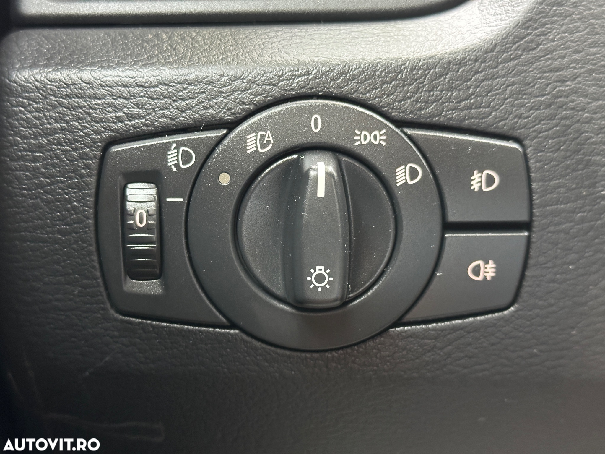 BMW X1 - 32