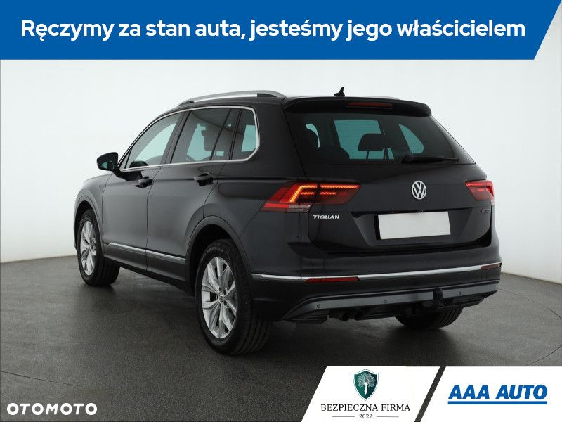 Volkswagen Tiguan - 5