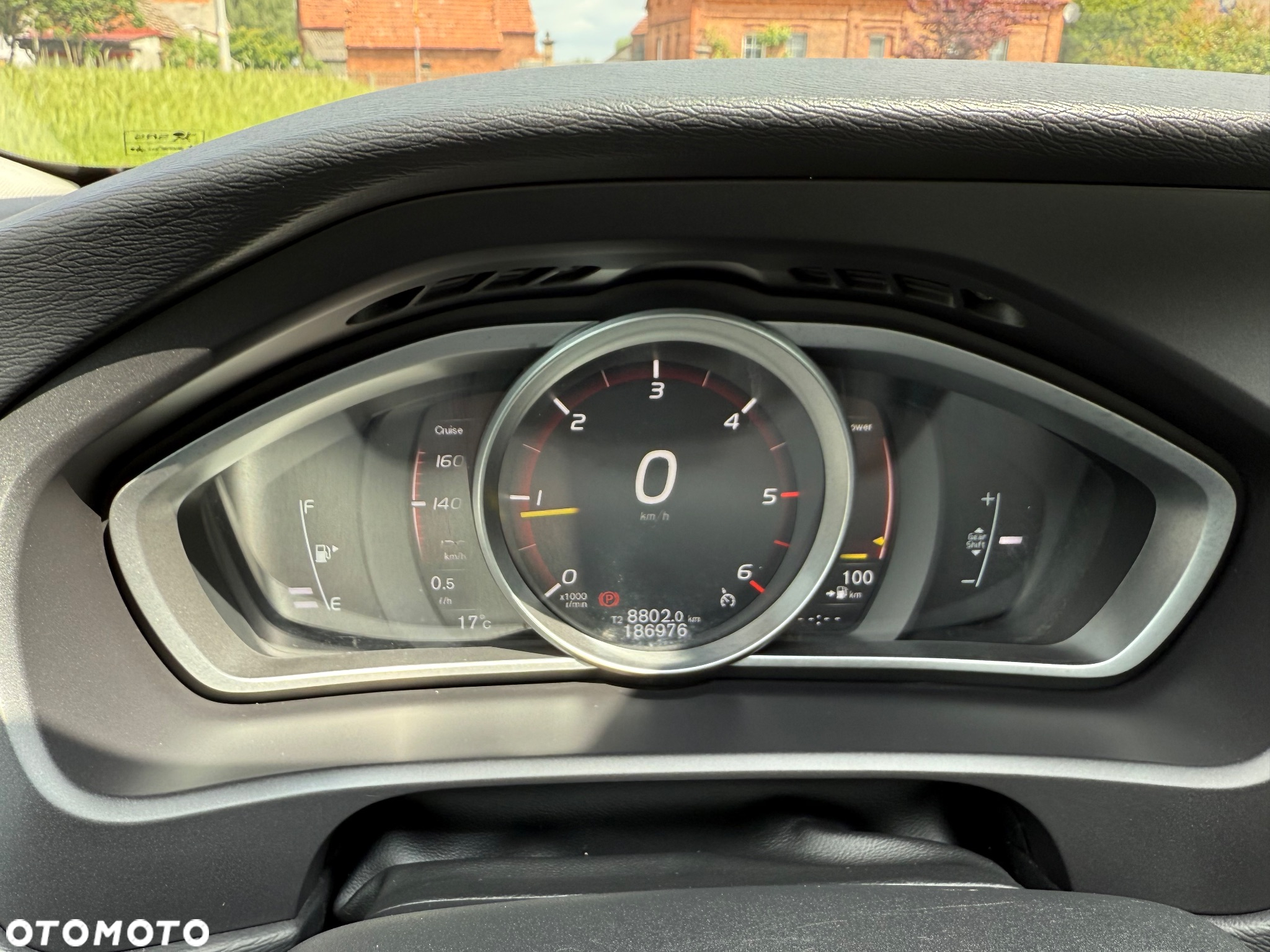 Volvo V40 D2 Momentum - 8