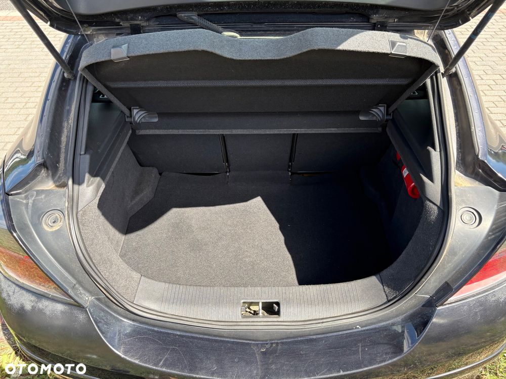 Opel Astra 1.9 CDTI Cosmo - 10