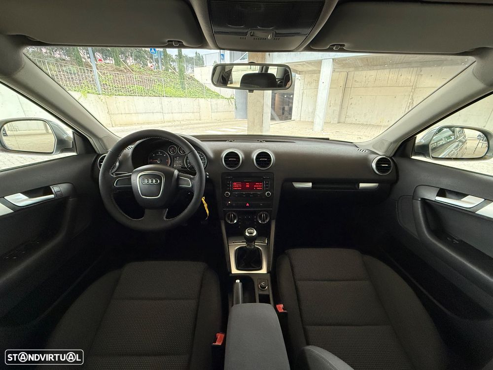 Audi A3 Sportback 2.0 TDi Sport - 6