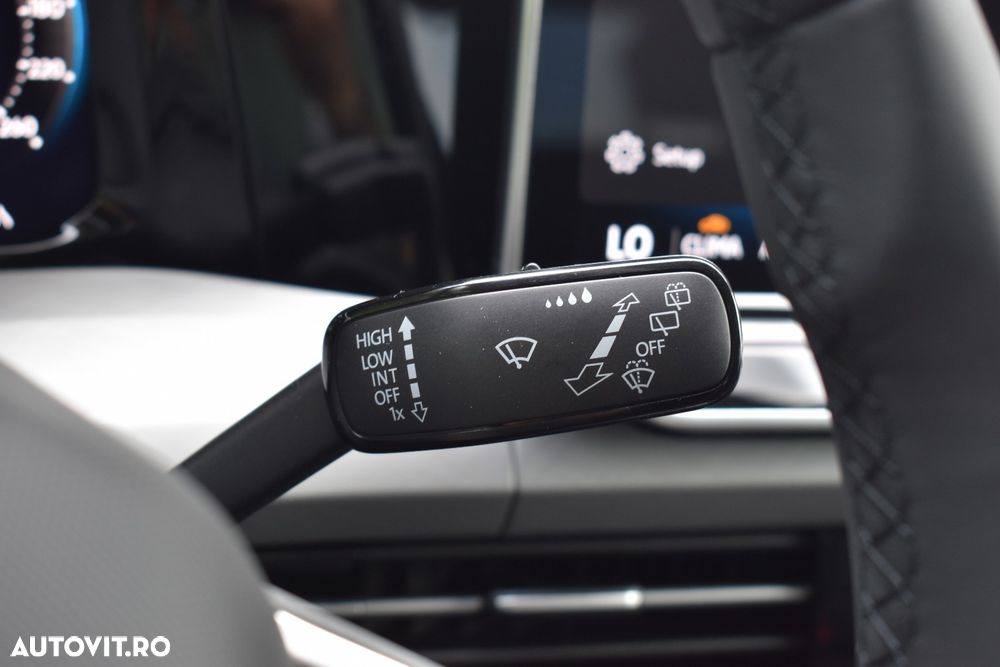 Volkswagen Golf 1.5 TSI eHybrid DSG PHEV Life - 25