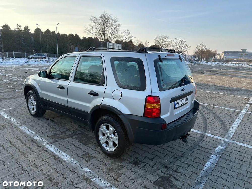 Ford Maverick 2.3 - 4