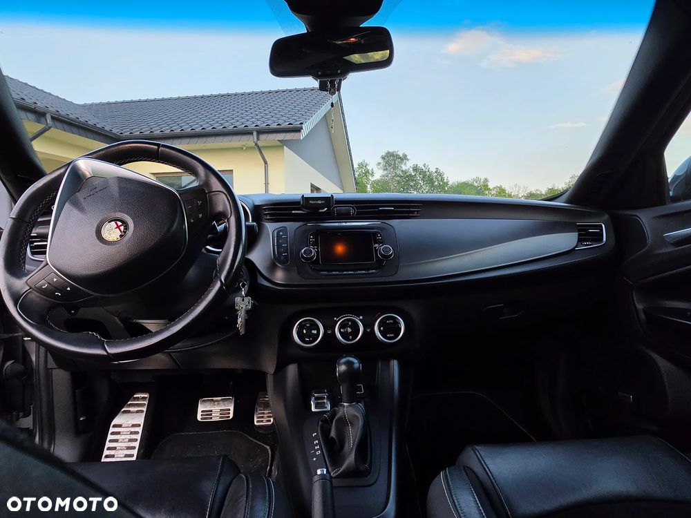 Alfa Romeo Giulietta 1750 TBi QV TCT - 9