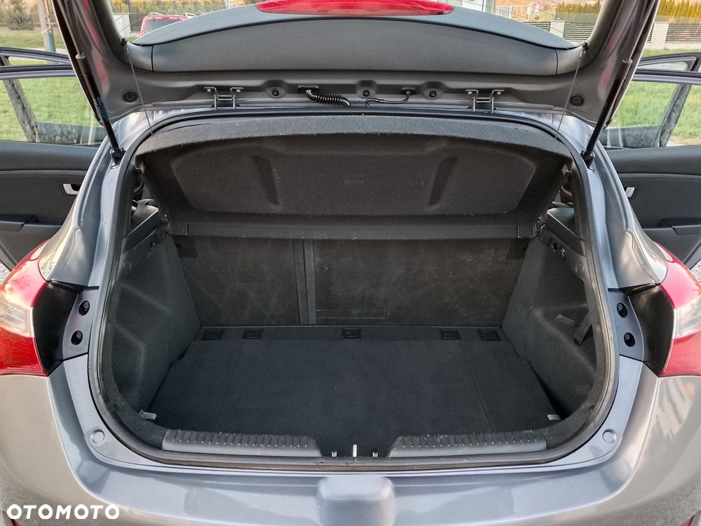 Hyundai i30 blue 1.4 Classic Navigation - 17