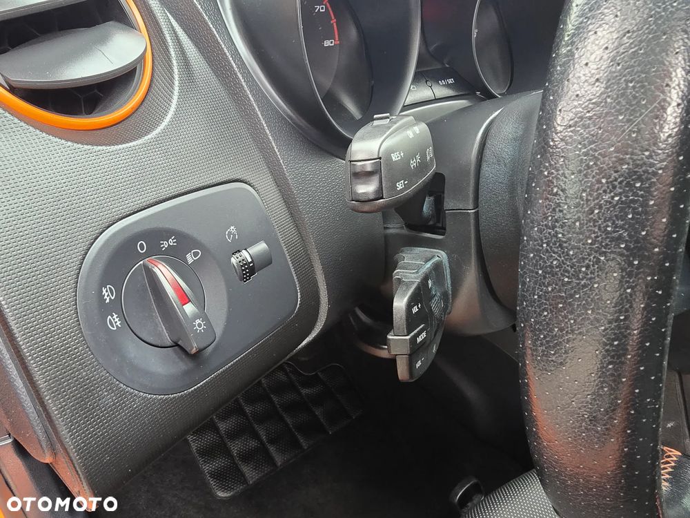 Seat Ibiza SC 1.4 16V Sport - 18