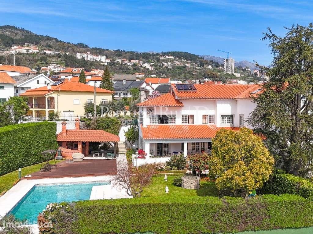 Moradia com court de tenis e piscina na Covilhã - Grande imagem: 4/60