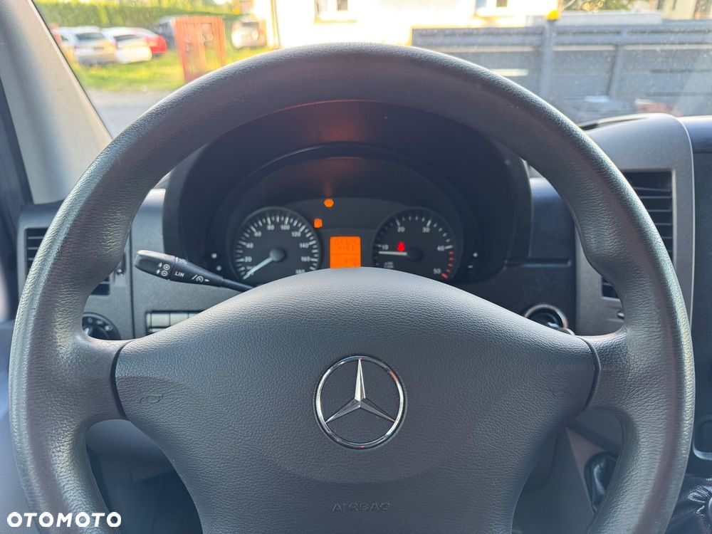 Mercedes-Benz Sprinter 216 CDI - 25