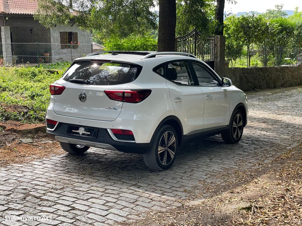 MG ZS Maximal Luxury - 4