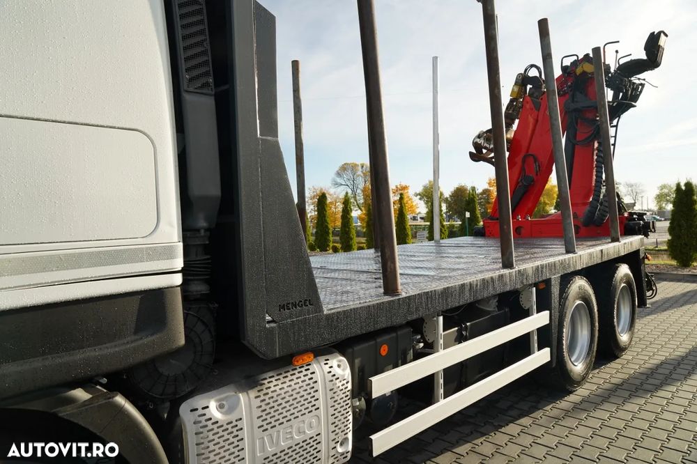 Iveco STRALIS 560 / 6X4 / PENTRU LEMN / PENTRU COPACI / PENTRU PĂDURE / REMORCĂ PALFINGER EPSILON / CAPACITATE DE RIDICARE - 5.250 KG - 13