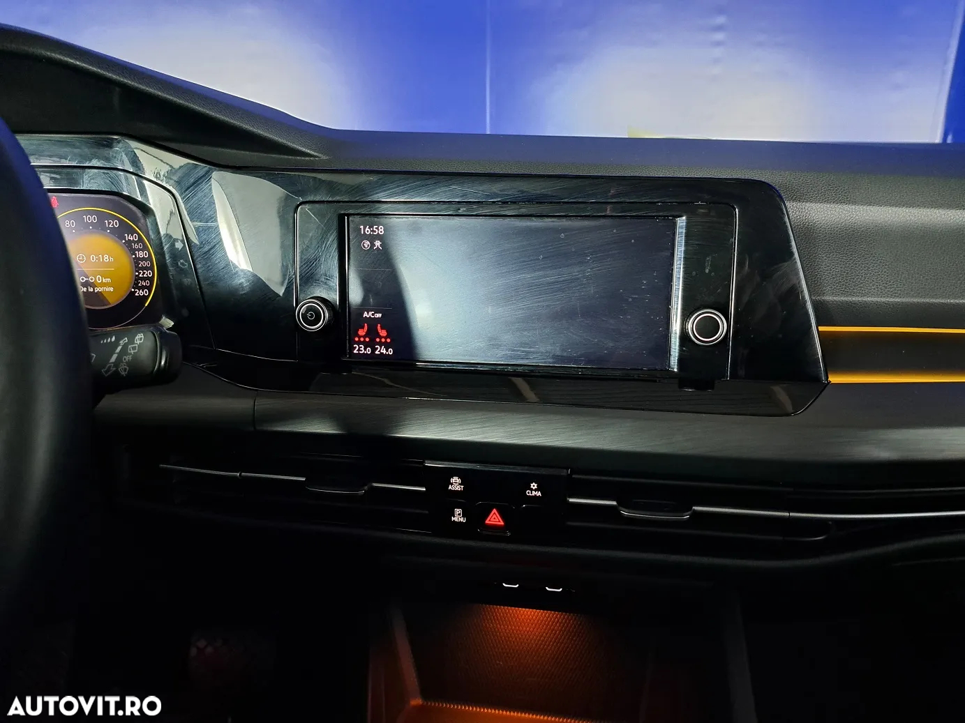 Volkswagen Golf - 15