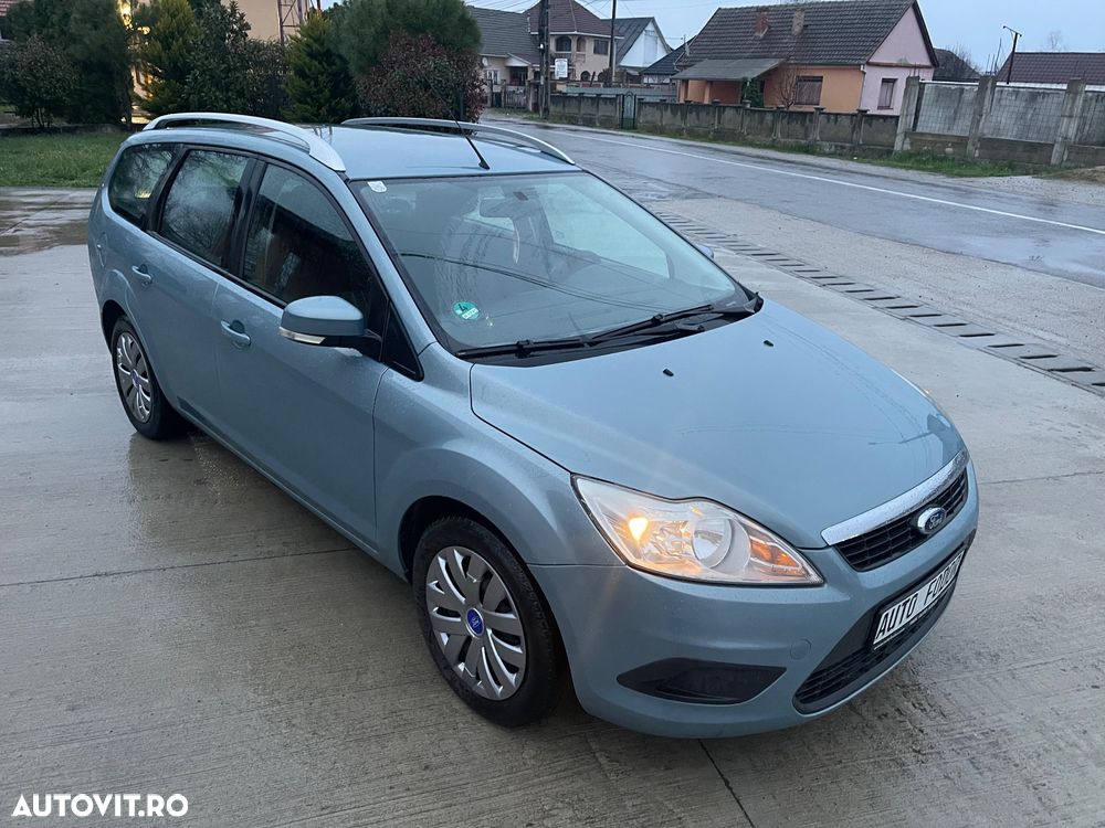 Ford Focus Turnier 1.6 TDCi DPF SYNC Edition - 13