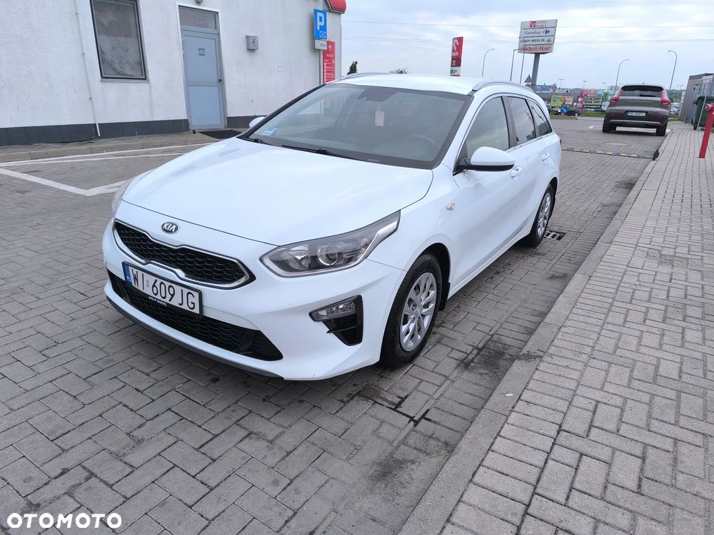 Kia Ceed 1.6 CRDi SCR L - 1