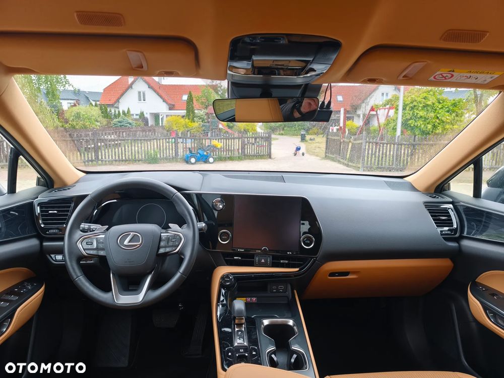 Lexus NX 350h Prestige 2WD - 9