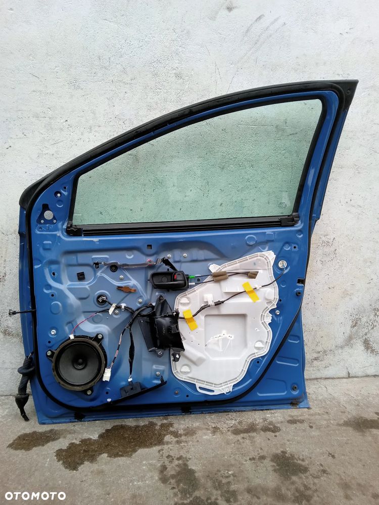 TOYOTA YARIS IV 21- DRZWI PRZEDNIE - 6