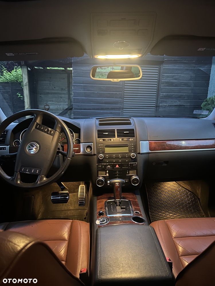 Volkswagen Touareg 4.2 V8 Tiptr - 6