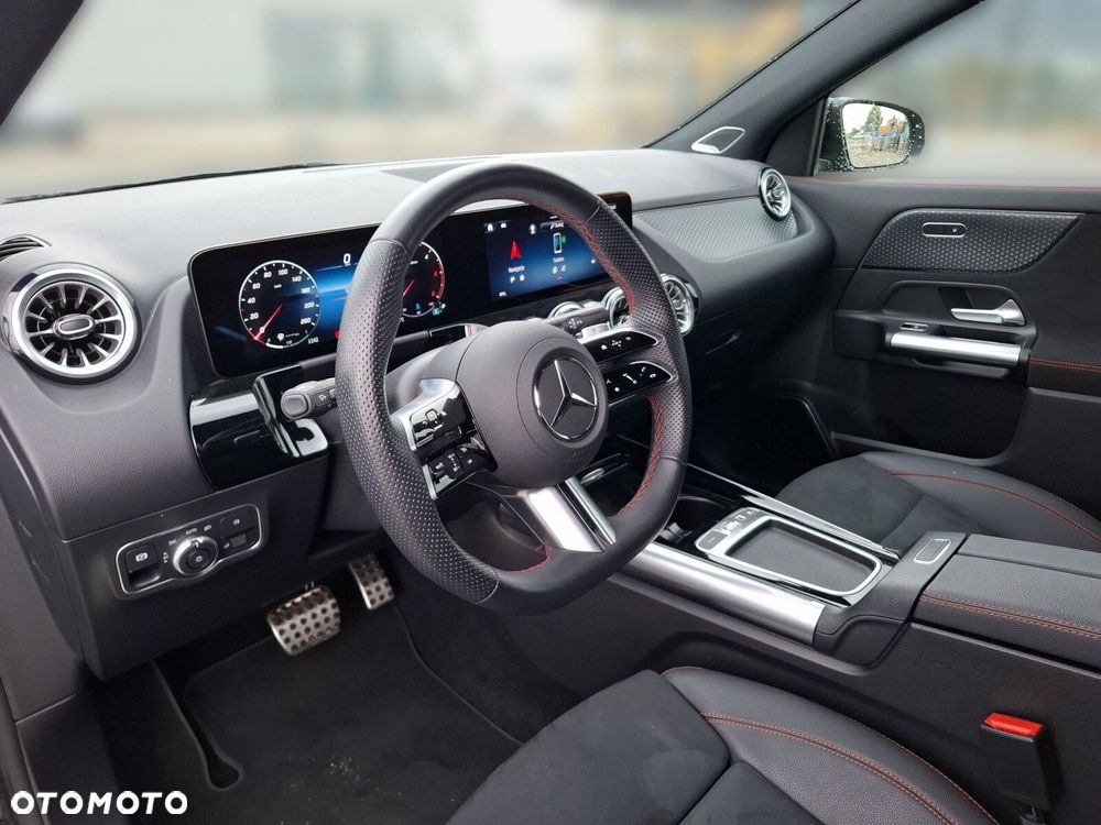 Mercedes-Benz GLA 220 d 4-Matic AMG Line - 9