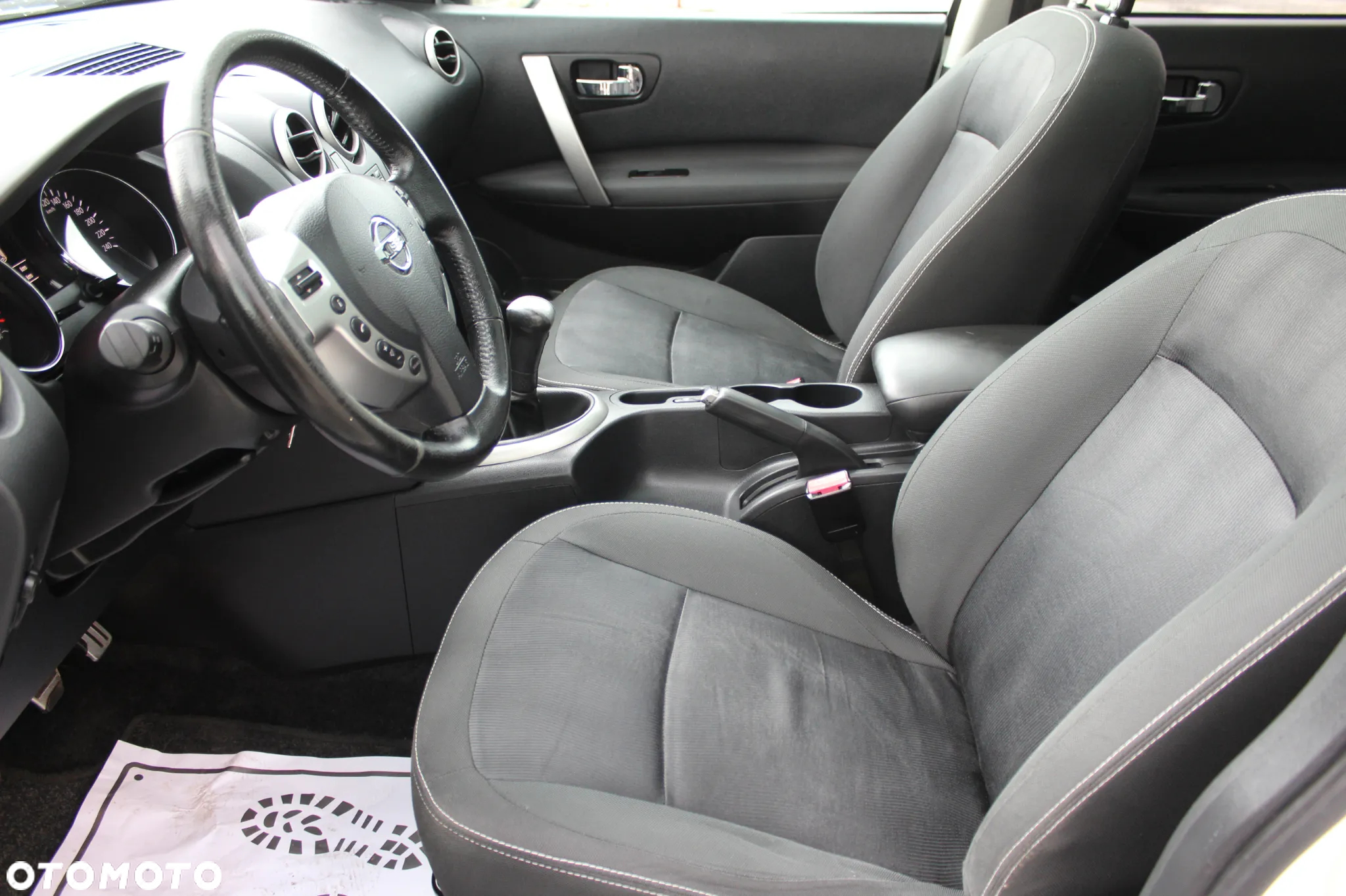 Nissan Qashqai 1.6 Tekna - 10