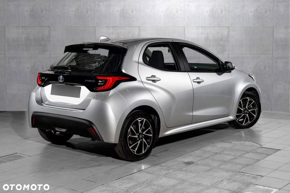 Toyota Yaris 116 1.5 VVT-i Comfort - 4