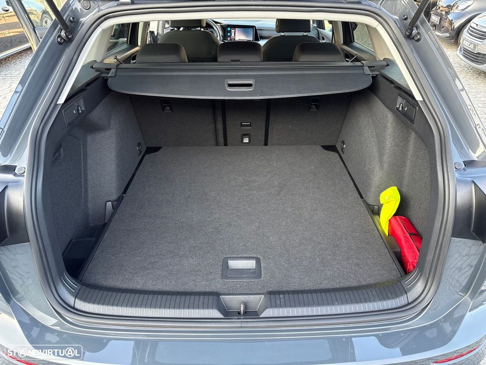 VW Golf Variant 1.0 TSI Life - 41