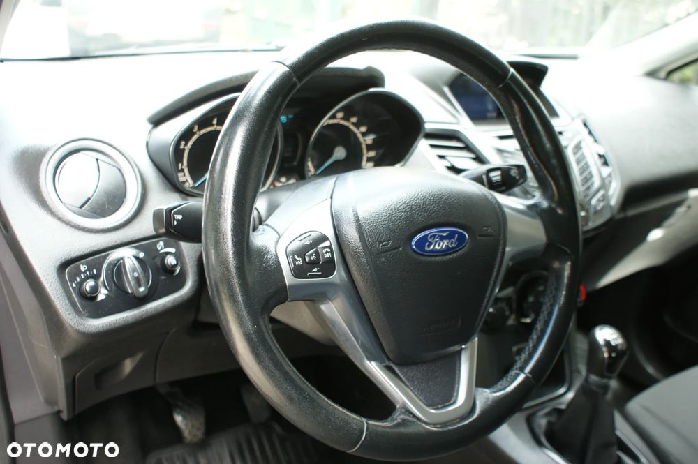Ford Fiesta - 5