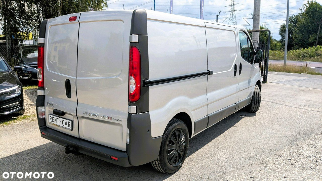 Opel Vivaro - 9