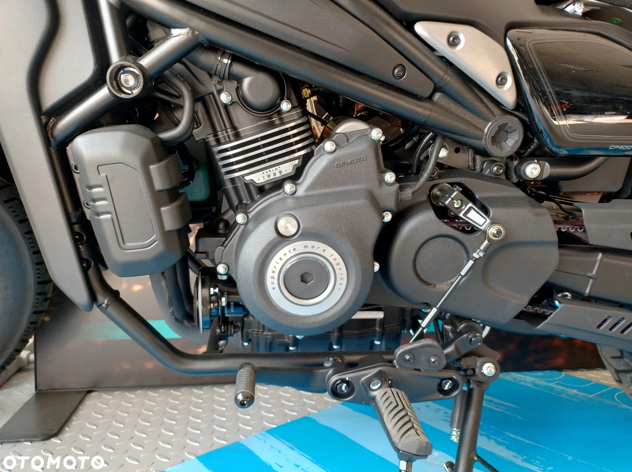 CFMoto 450CL-C Bobber - 9