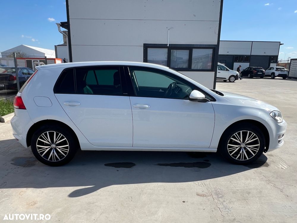 Volkswagen Golf 1.2 TSI BlueMotion Technology DSG Allstar - 3