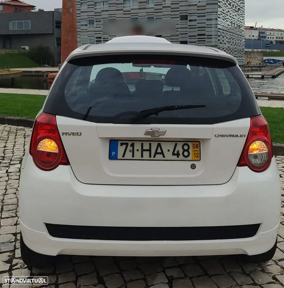 Chevrolet Aveo 1.2 L - 30