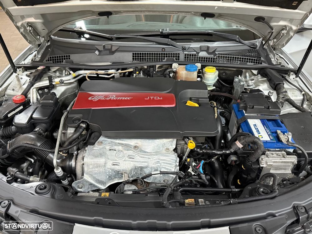 Alfa Romeo 159 2.0 JTDm Distinctive - 27