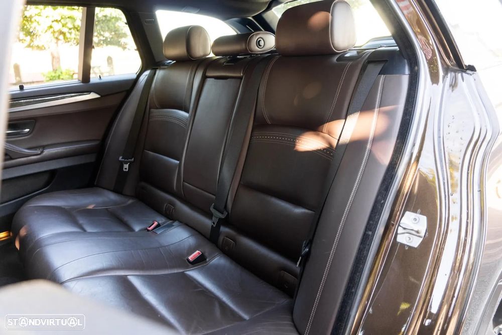 BMW 525 d Pack M Auto - 10
