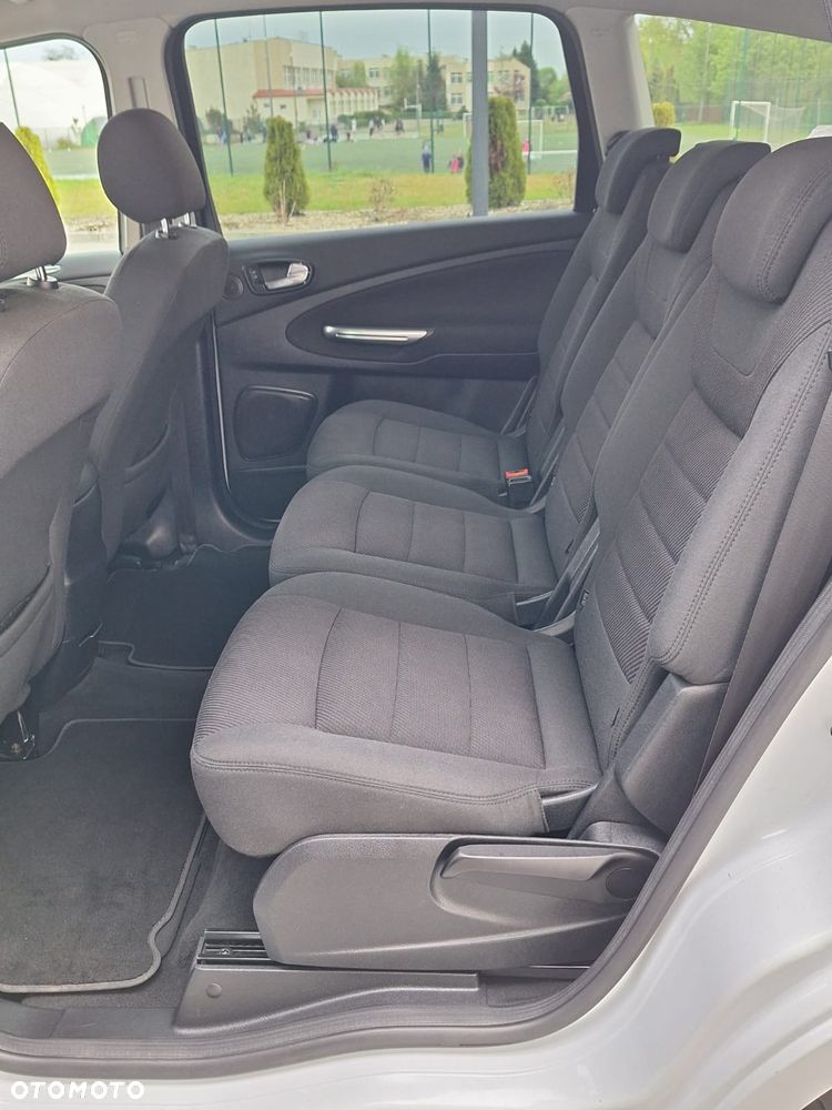 Ford S-Max 2.0 TDCi DPF Titanium X - 17