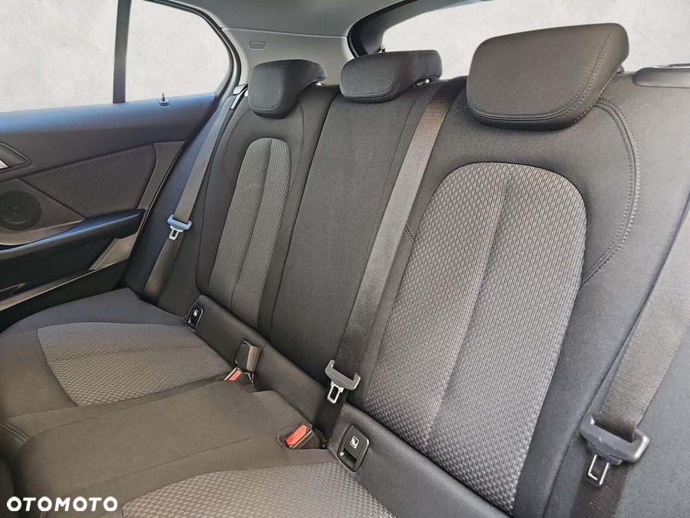 BMW Seria 1 - 20