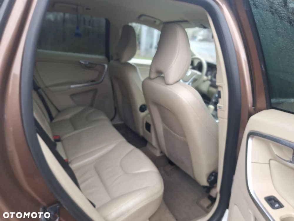 Volvo XC 60 - 16