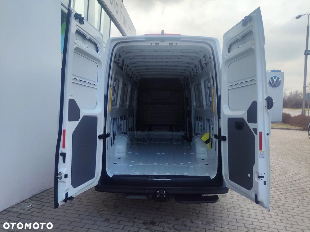 Volkswagen Crafter - 11