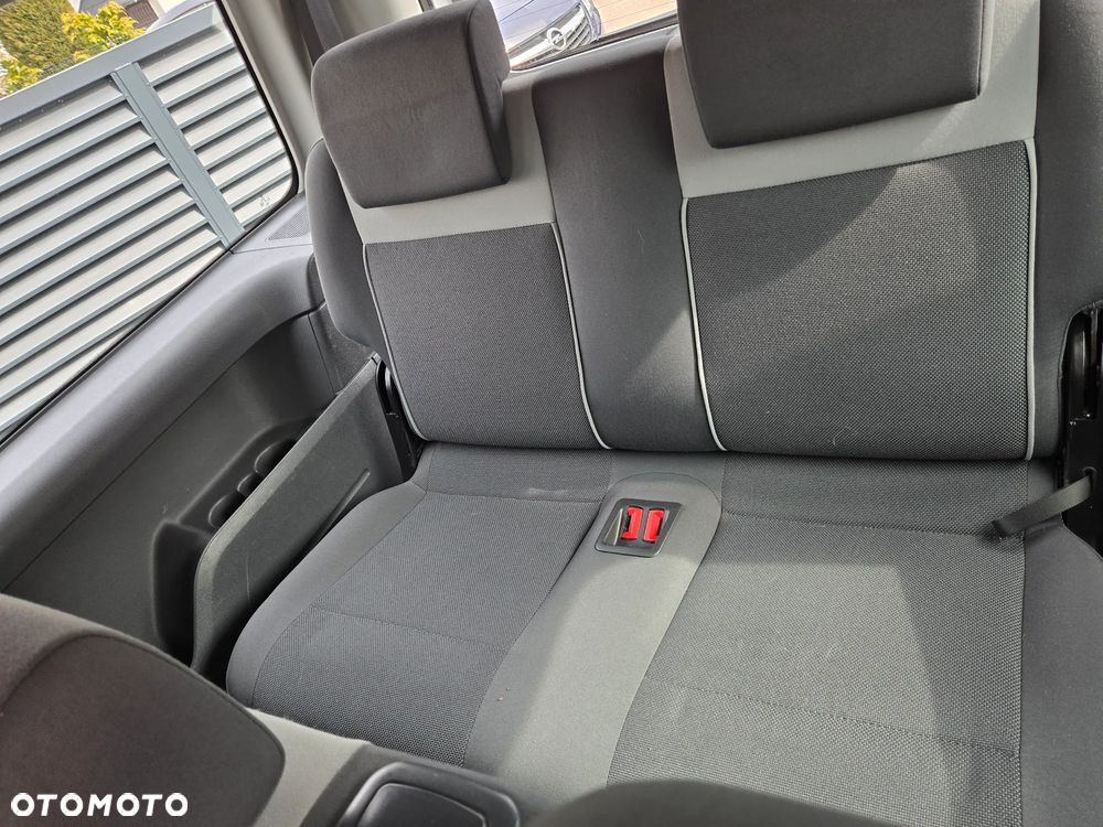 Volkswagen Caddy Comfortline - 9