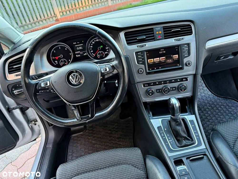 Volkswagen Golf 2.0 TDI BMT Highline DSG - 35