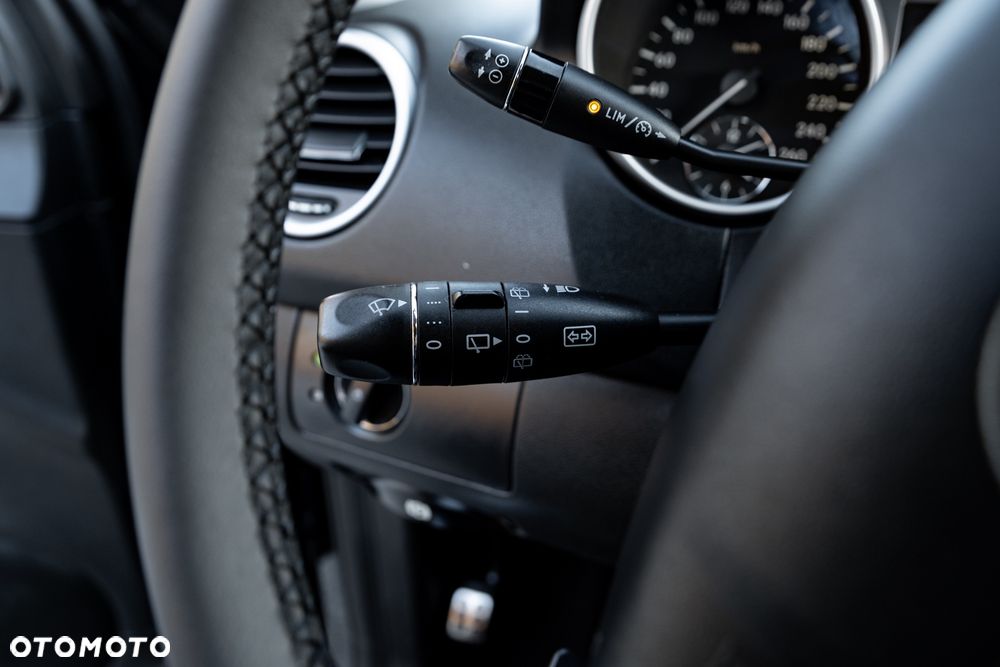 Mercedes-Benz ML 350 CDI 4-Matic - 32