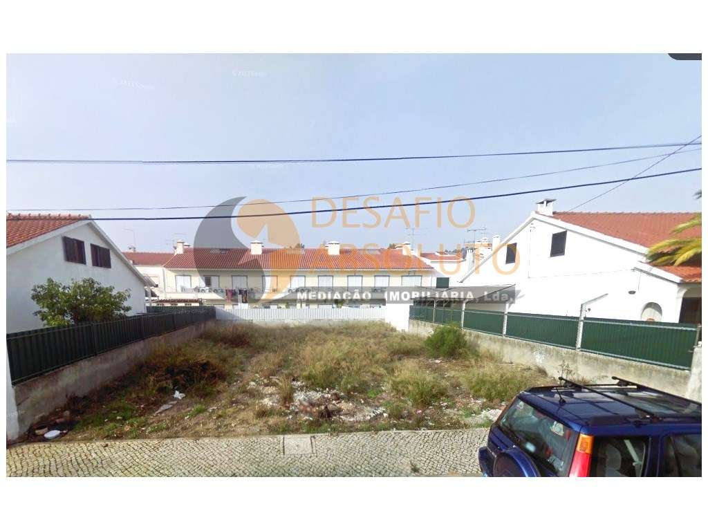 Terreno Urbano Geminada ou Isolada. Quinta do Conde - Grande imagem: 2/6