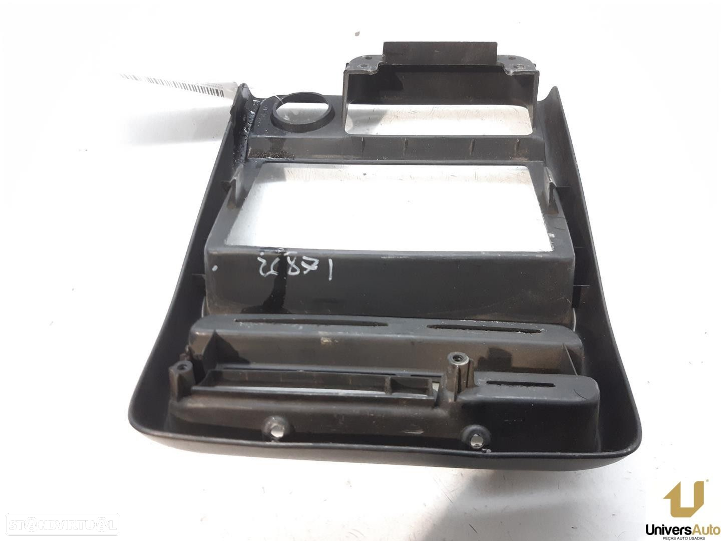 CONSOLA CENTRAL SUZUKI VITARA 2002 -7384160A205PK - 7