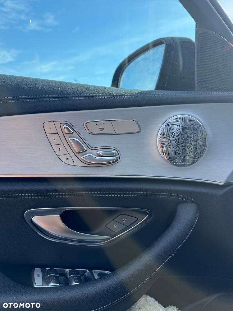 Mercedes-Benz Klasa E - 9