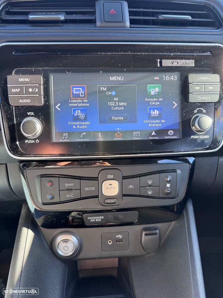 Nissan Leaf - 3