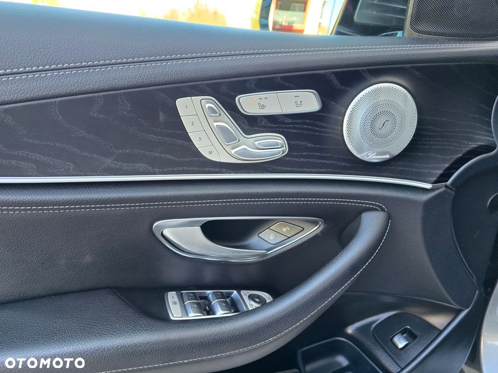 Mercedes-Benz Klasa E 220 d 4-Matic AMG - 12