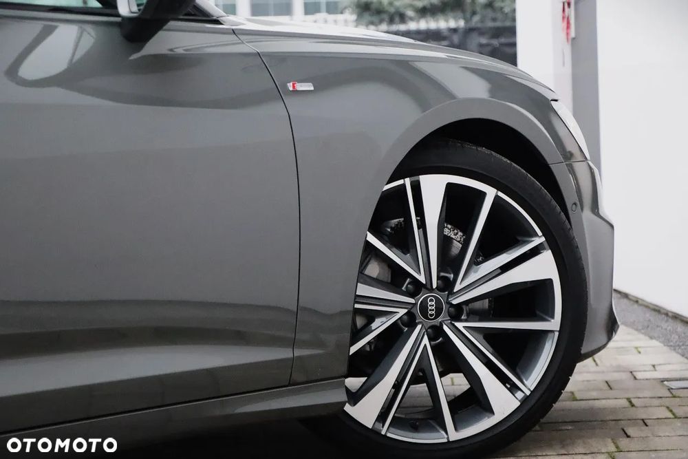 Audi A6 Avant 40 TDI S tronic S line - 14