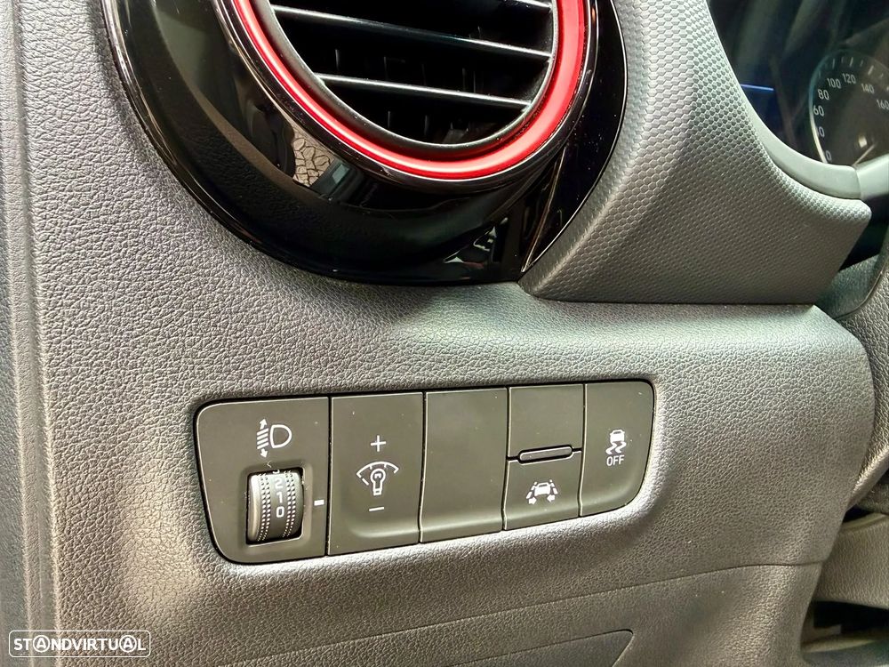 Hyundai Kauai 1.0 T-GDi Premium Tec.Preto - 27