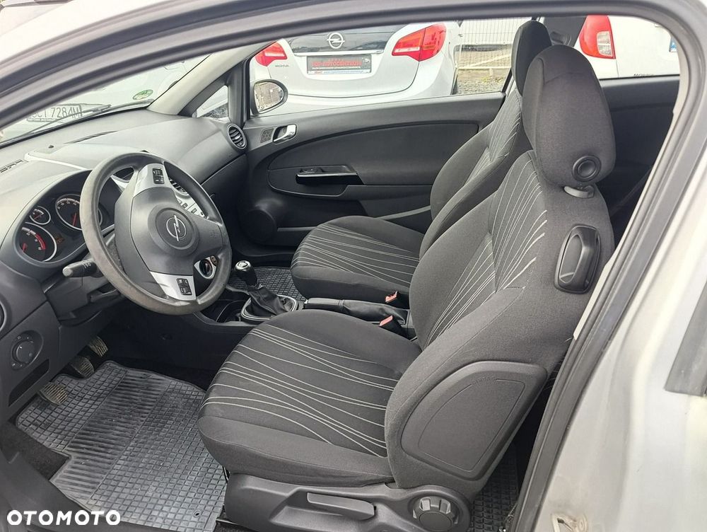 Opel Corsa - 10