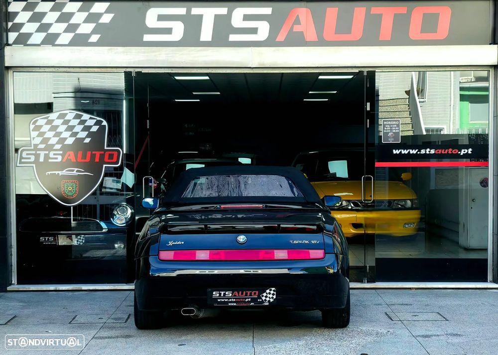 Alfa Romeo Spider 2.0 Twin Spark Base - 15