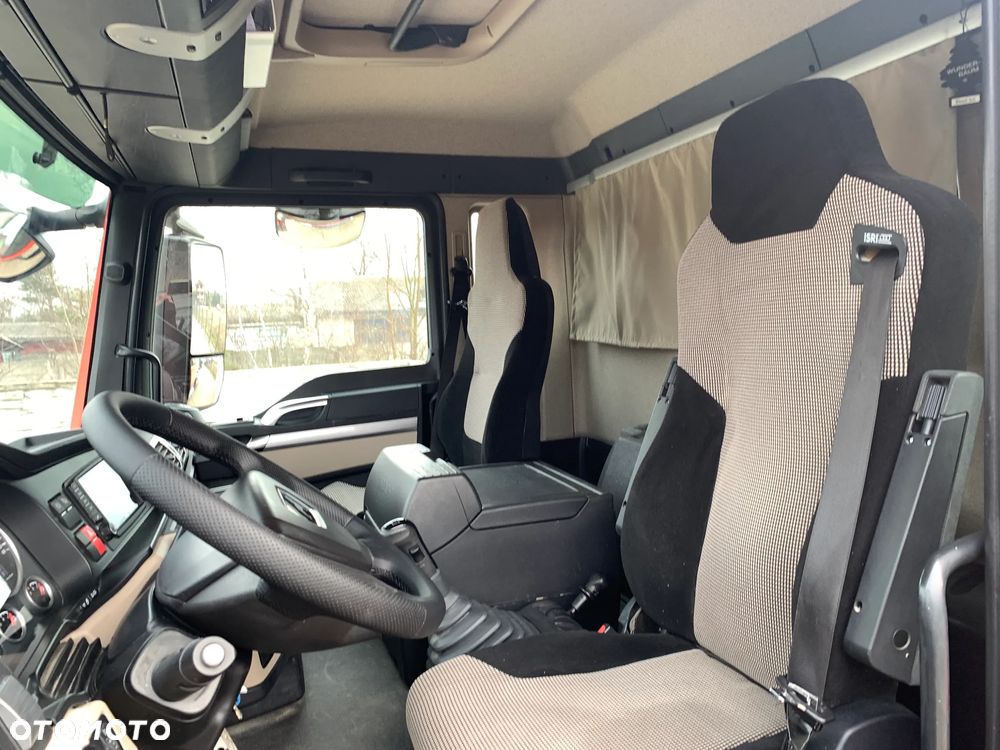 MAN TGS 32.420, BETONOMIESZARKA - LIEBHERR 9 M3, - 31