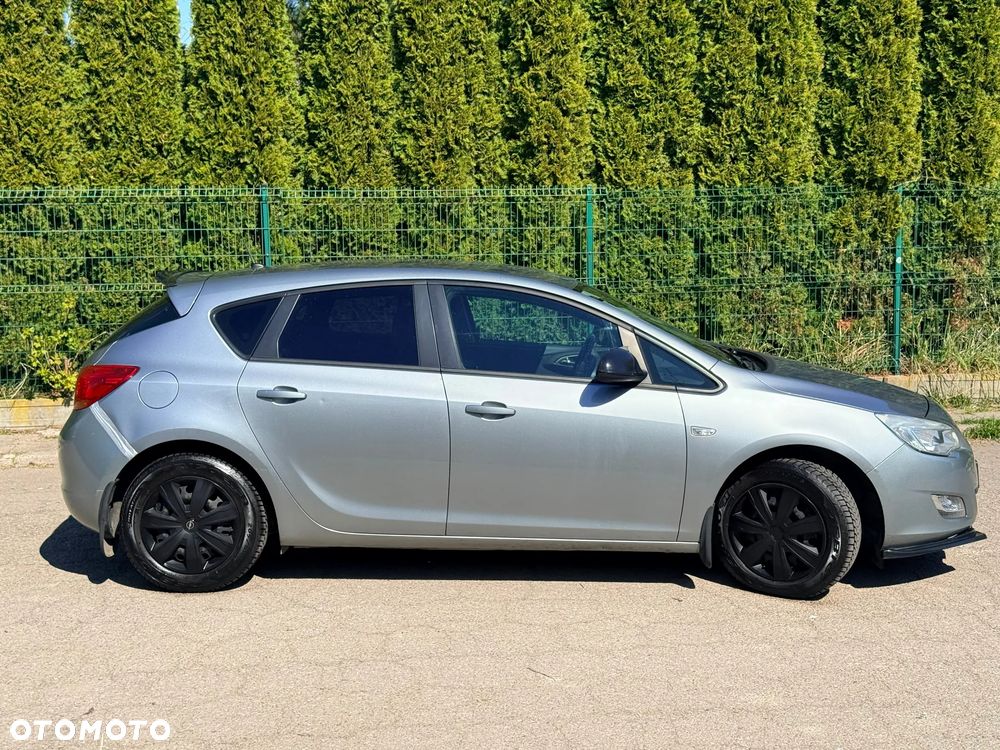 Opel Astra 1.7 CDTI Enjoy - 6